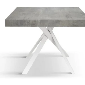 Cementgrijze houten tafel, witte metalen poten 95×90-145x90cm – FORTE DEI MARMI
