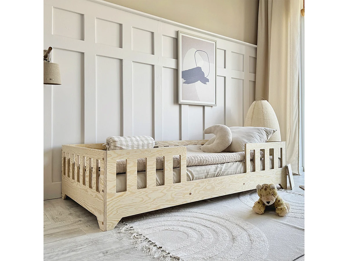 Vloerbed 90x190 met centrale ingang en lattenbodem Clarisse Bois