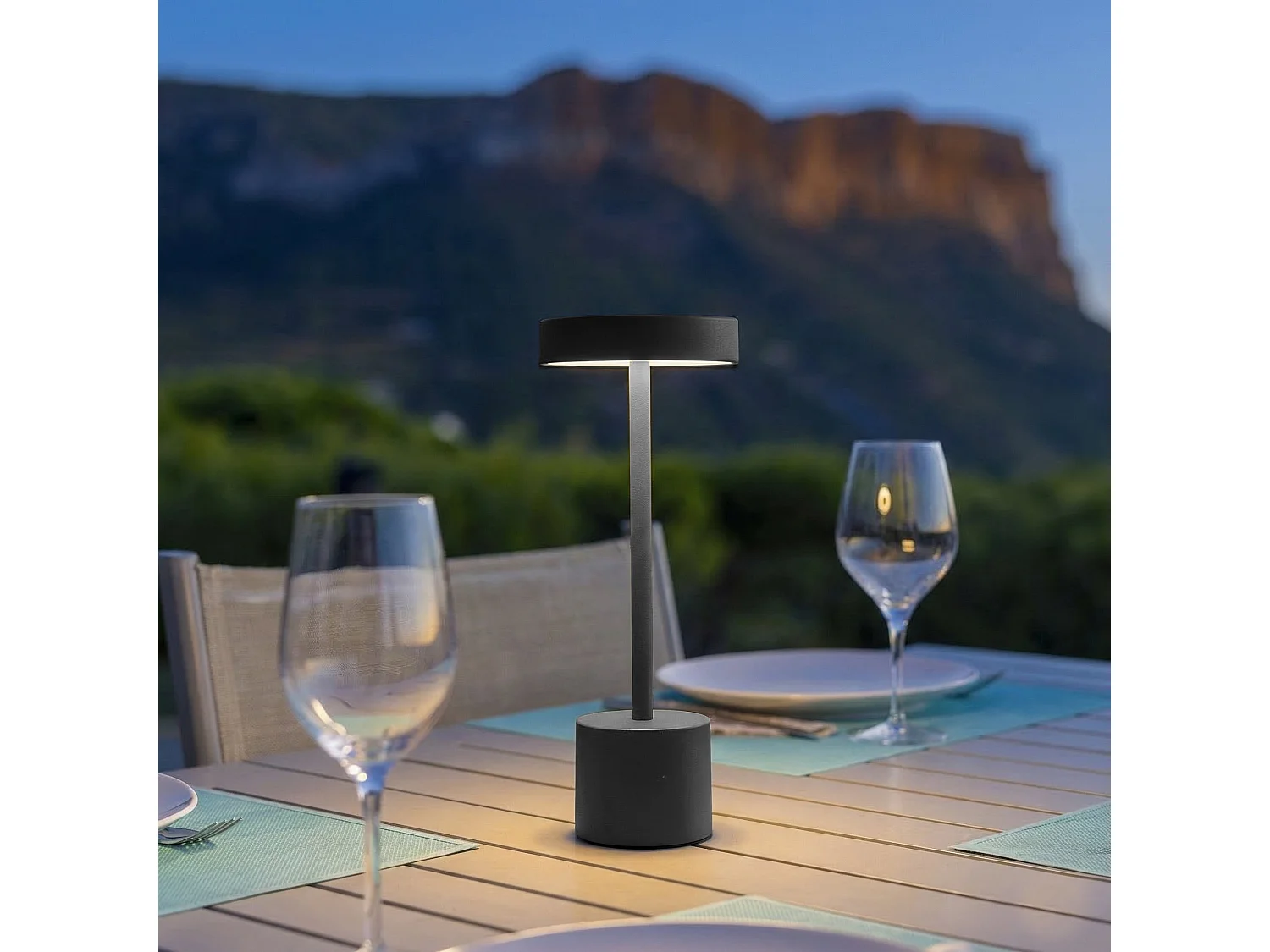Draadloze tafellamp H30CM ROBY