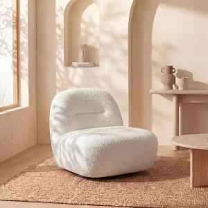 Draaibare fauteuil van witte boucléstof POZETI