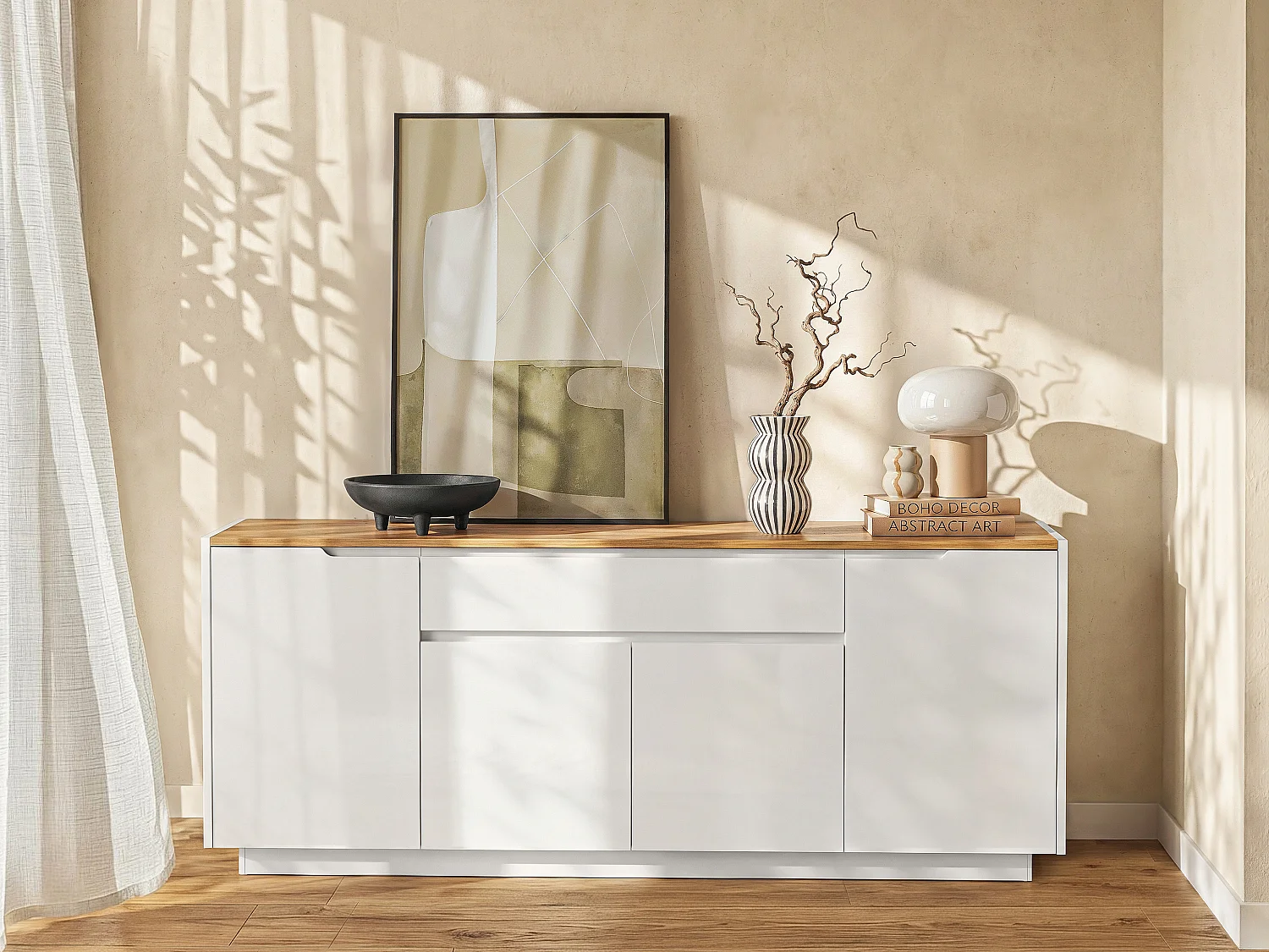 Buffetkast met 4 deuren en 1 lade. Witgelakt mdf AMANI