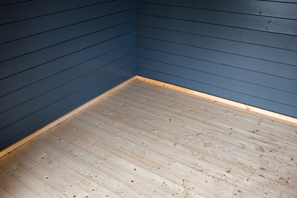 Blokhutvloer Vuren Hout 1.8 cm dikte – pakket 2.15m2